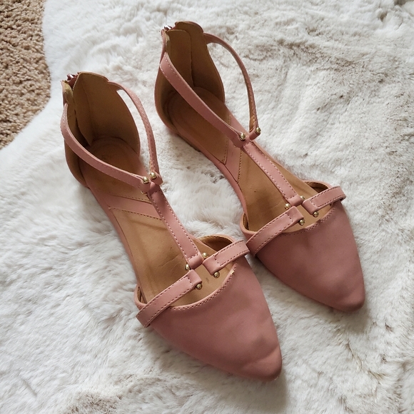 SIZE 7 Stylish Pink Flats - Picture 1 of 2